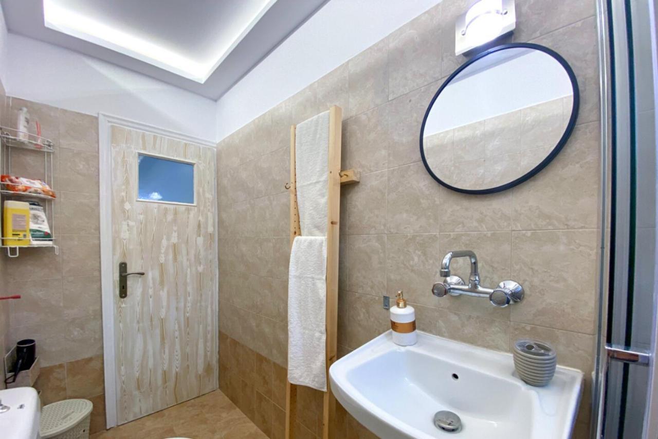 Summer Feel Suites Poros Town Dış mekan fotoğraf