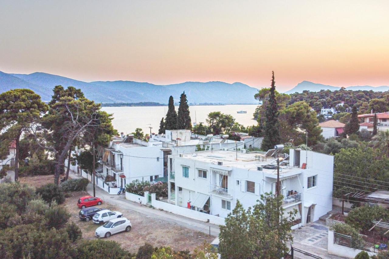 Summer Feel Suites Poros Town Dış mekan fotoğraf